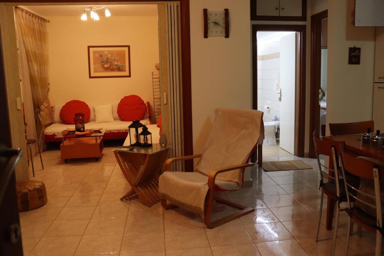 Sea And Sun Apartment Néa Péramos Dış mekan fotoğraf
