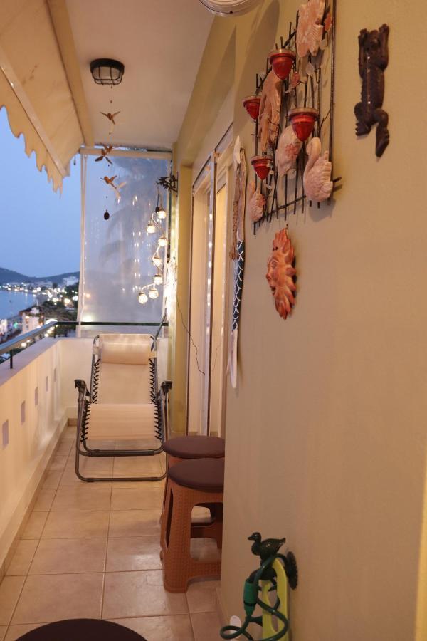 Sea And Sun Apartment Néa Péramos Dış mekan fotoğraf